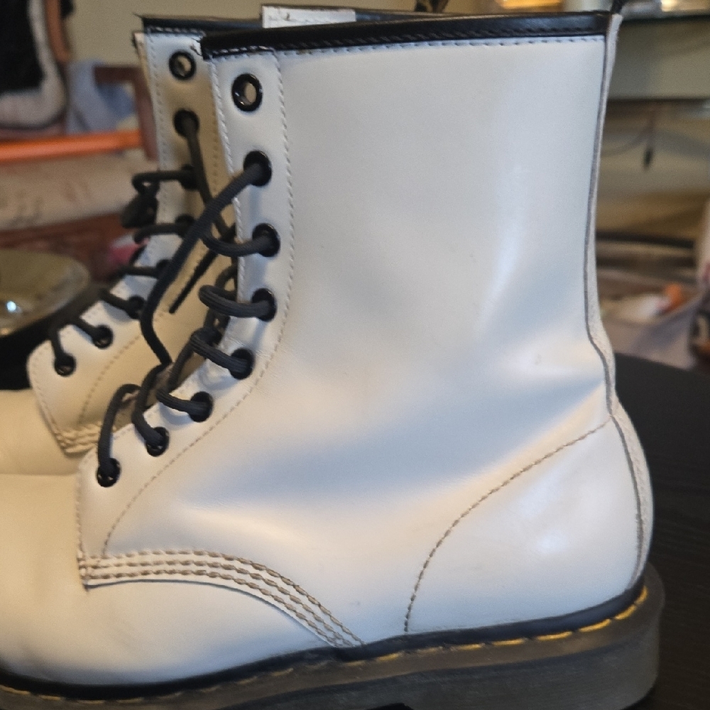 Dr. Martens White Boots with Black Accents Size 10 - Picture 5 of 15